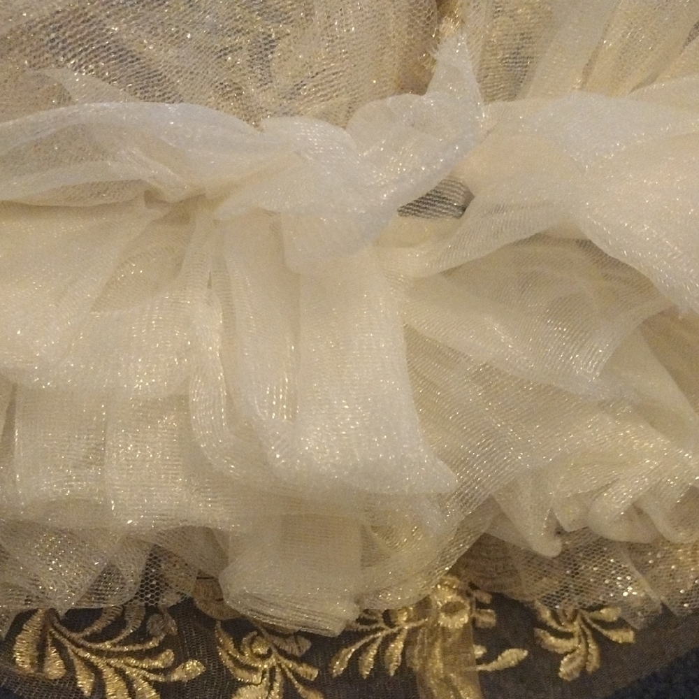 Set of Three Photo Shoot Tulle Skirts with Gold and Cream Accents - Picture 3 of 7